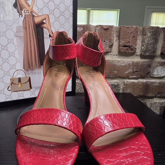 Style & Co. Red Textured Heels - Picture 2 of 7